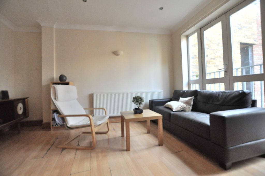 Property photo 3 of 6