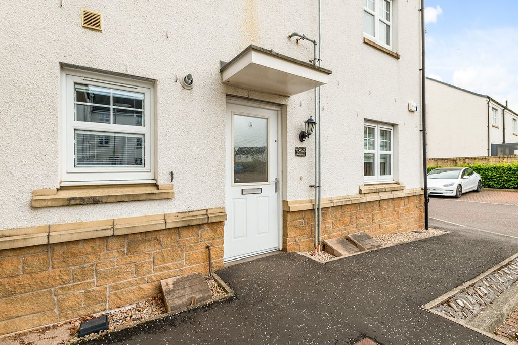 Property photo 1 of 16 5338100