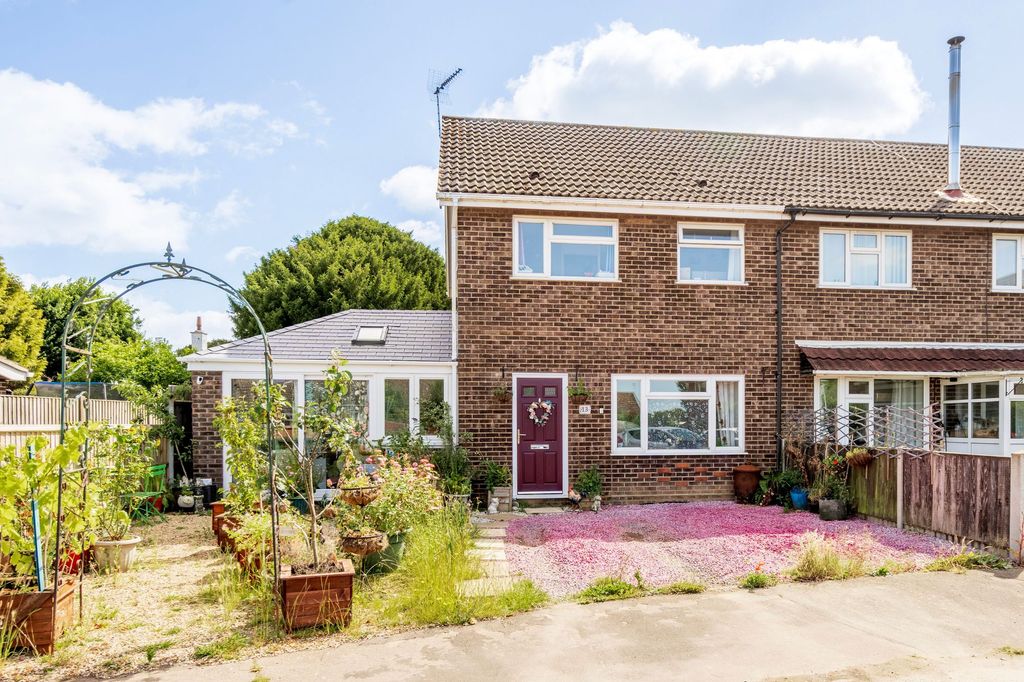 Property photo 1 of 18