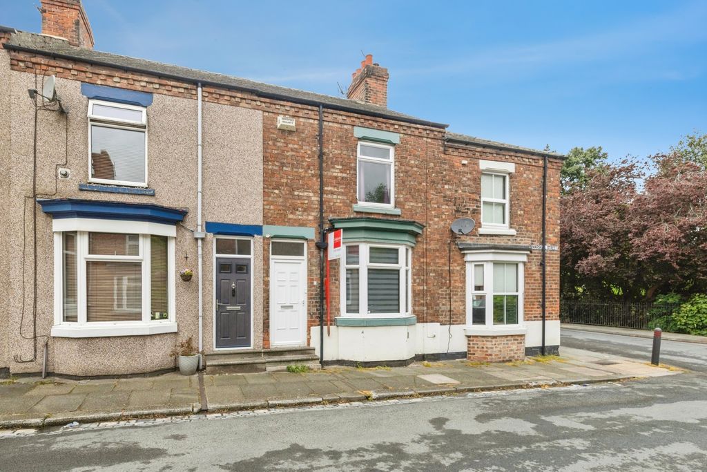 Property photo 1 of 15 Pbox-Img.Jpg