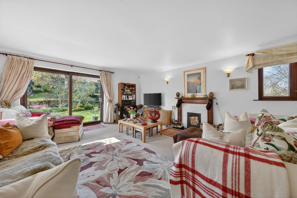 Property photo 2 of 38 Picture No. 56