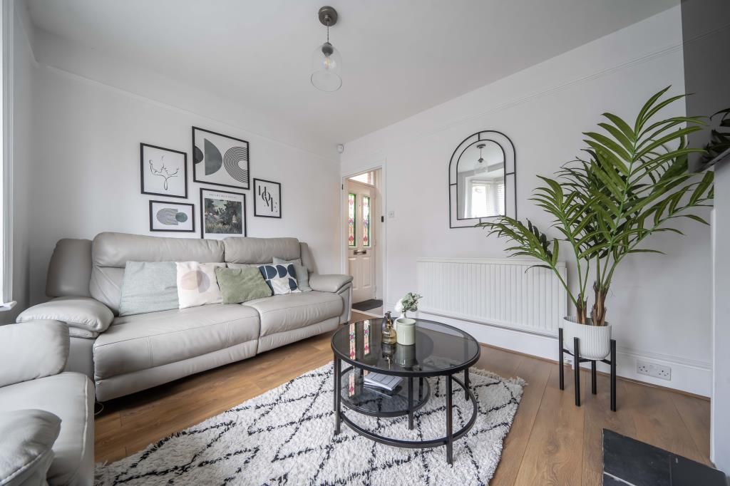 Property photo 2 of 17 Reception