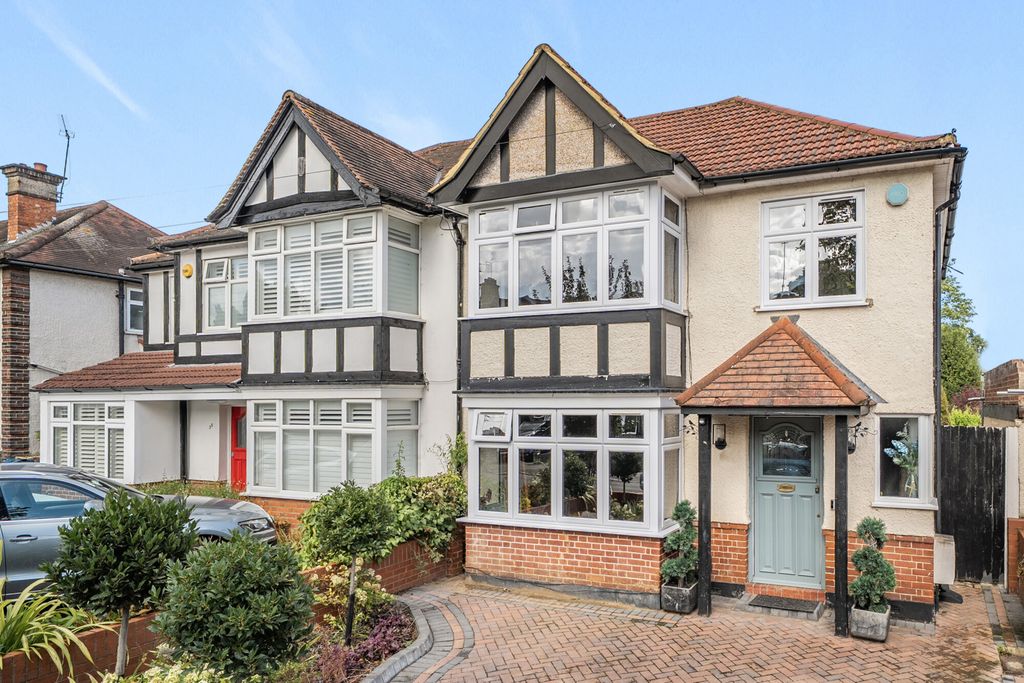 Property photo 1 of 17 10-1353822-1-68c4...