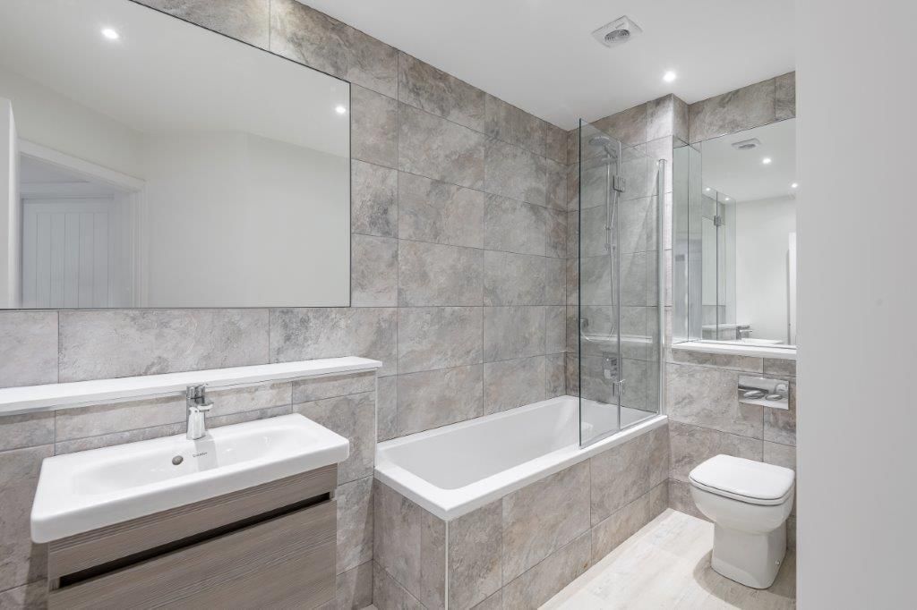 Property photo 2 of 14 3Griffinplaceint1 (1 Of 3).Jpg