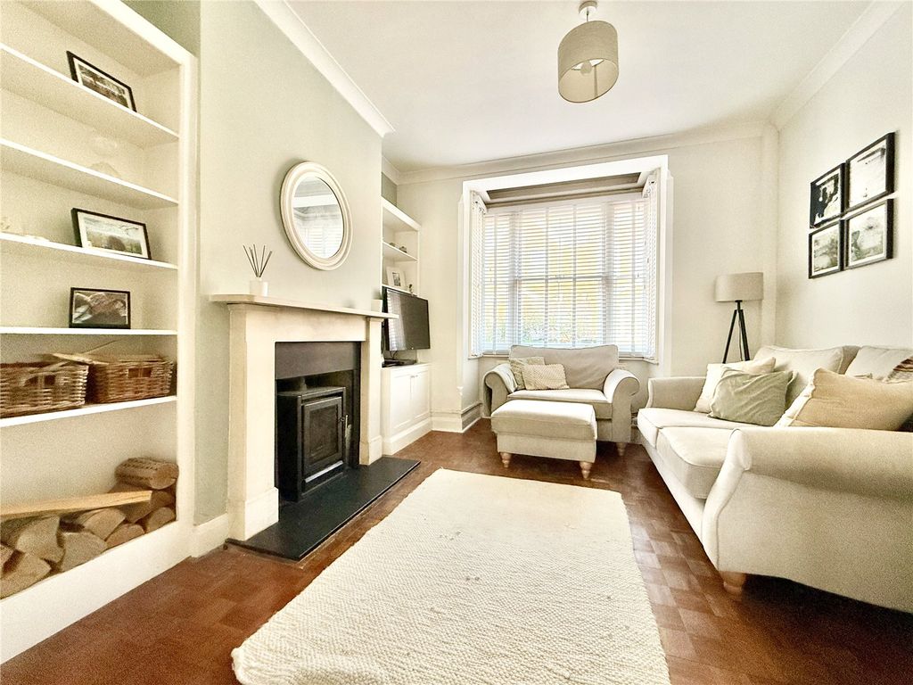 Property photo 2 of 16 Picture No. 02