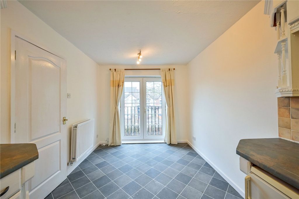 Property photo 3 of 22 Picture No. 10