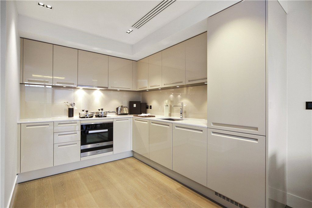 Property photo 3 of 7 Bridgeman House