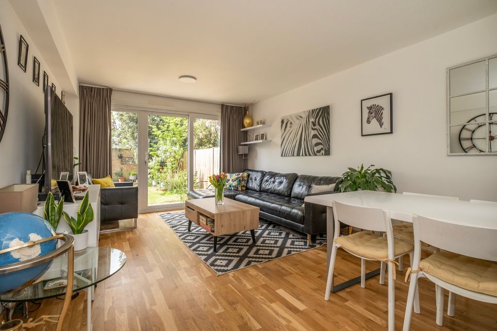 Property photo 3 of 16