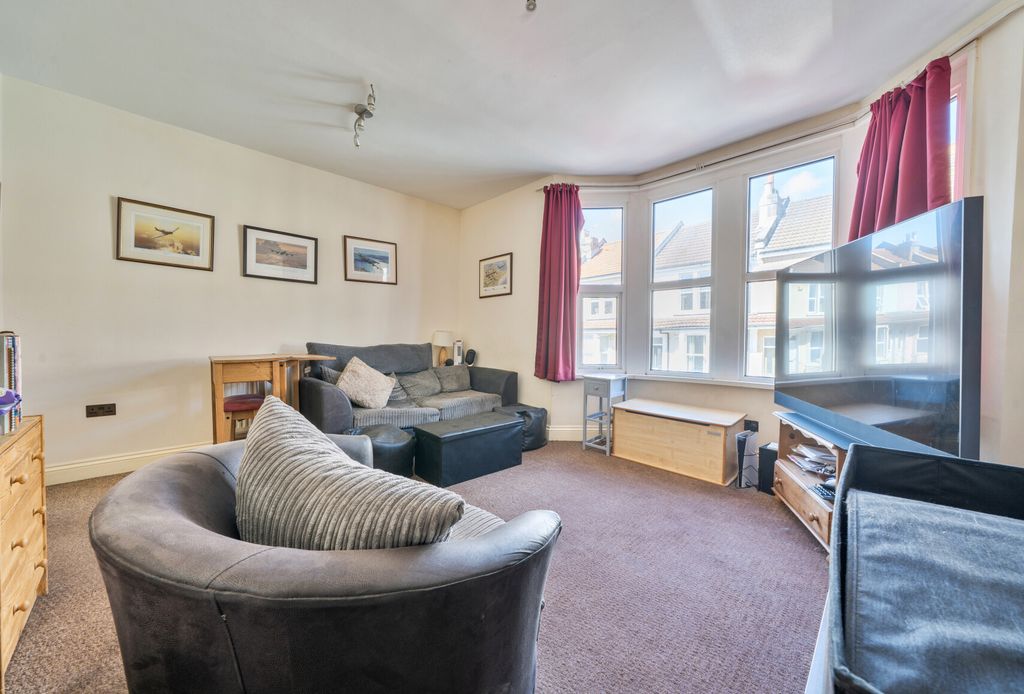 Property photo 2 of 10 1473328-7-6A282A4...