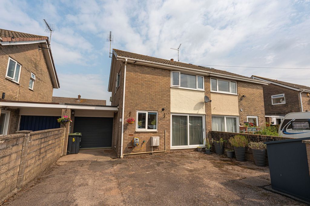 Property photo 1 of 29