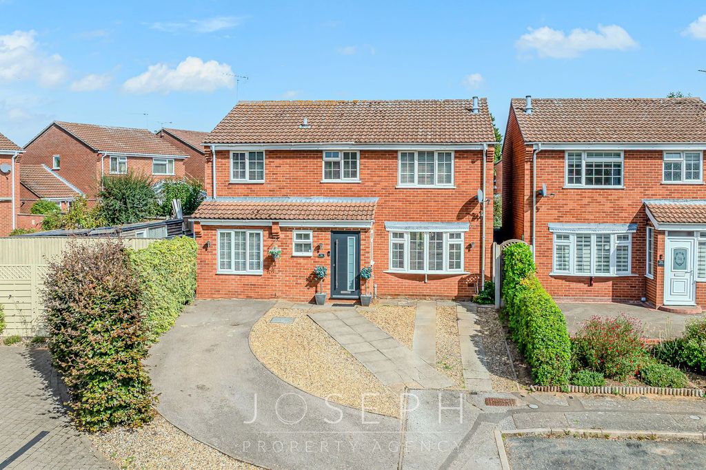 Property photo 1 of 30