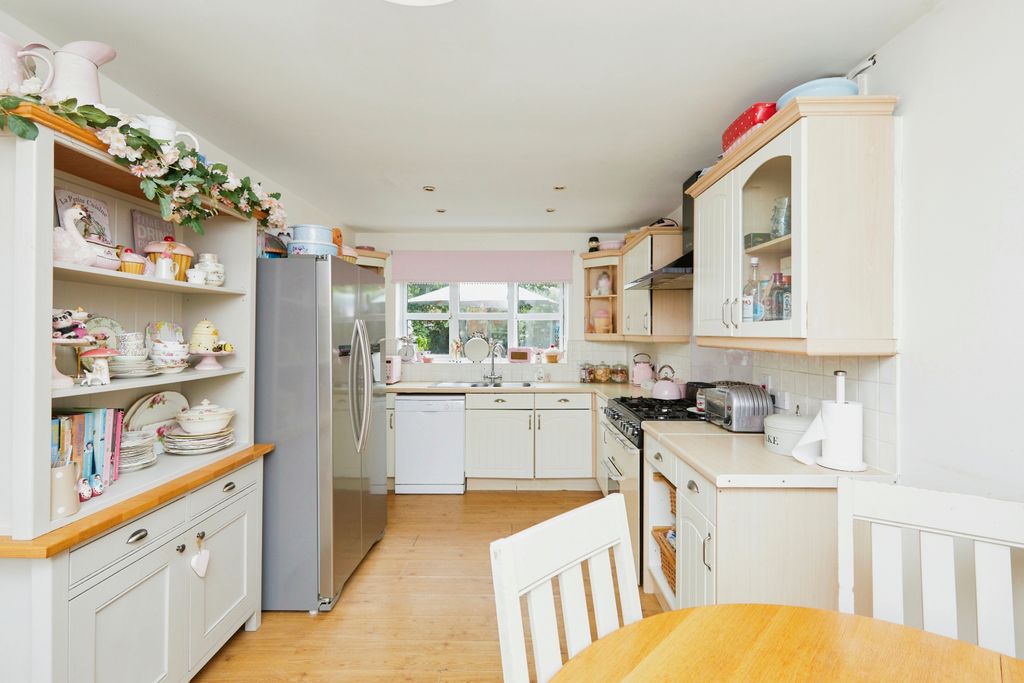 Property photo 3 of 26 _c0A3156