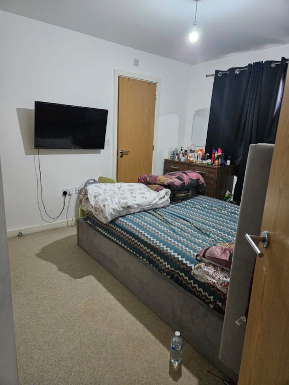 Property photo 2 of 6