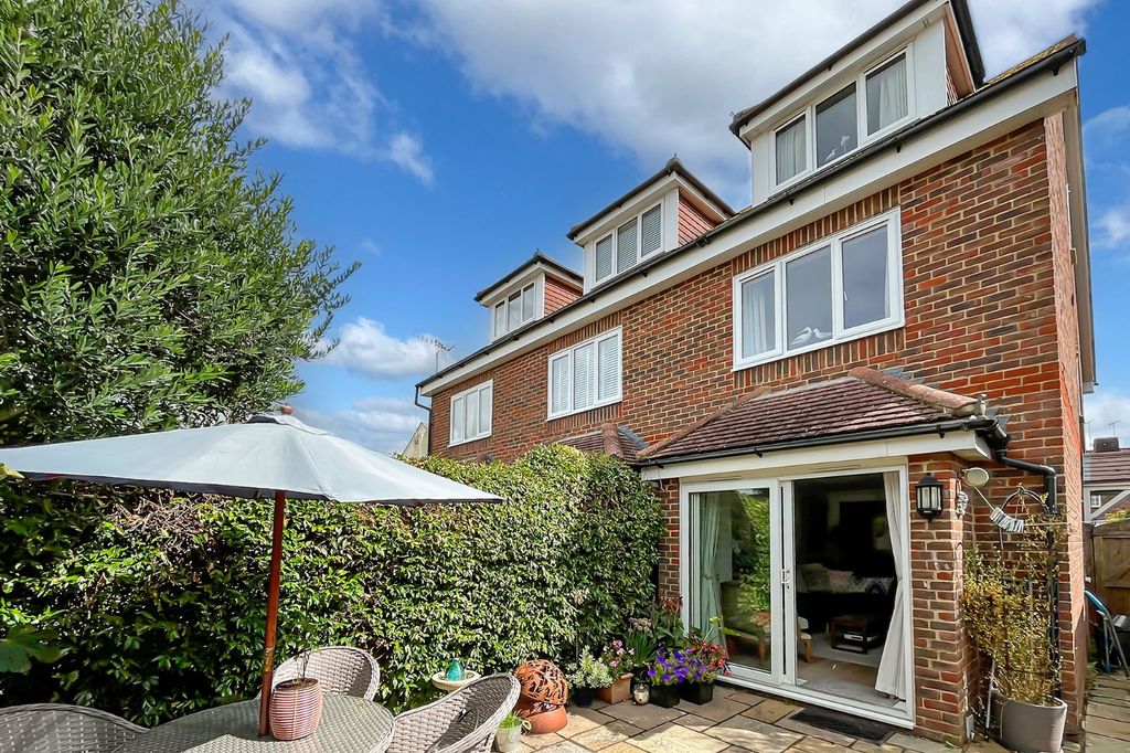 Property photo 3 of 17 Picture No. 06