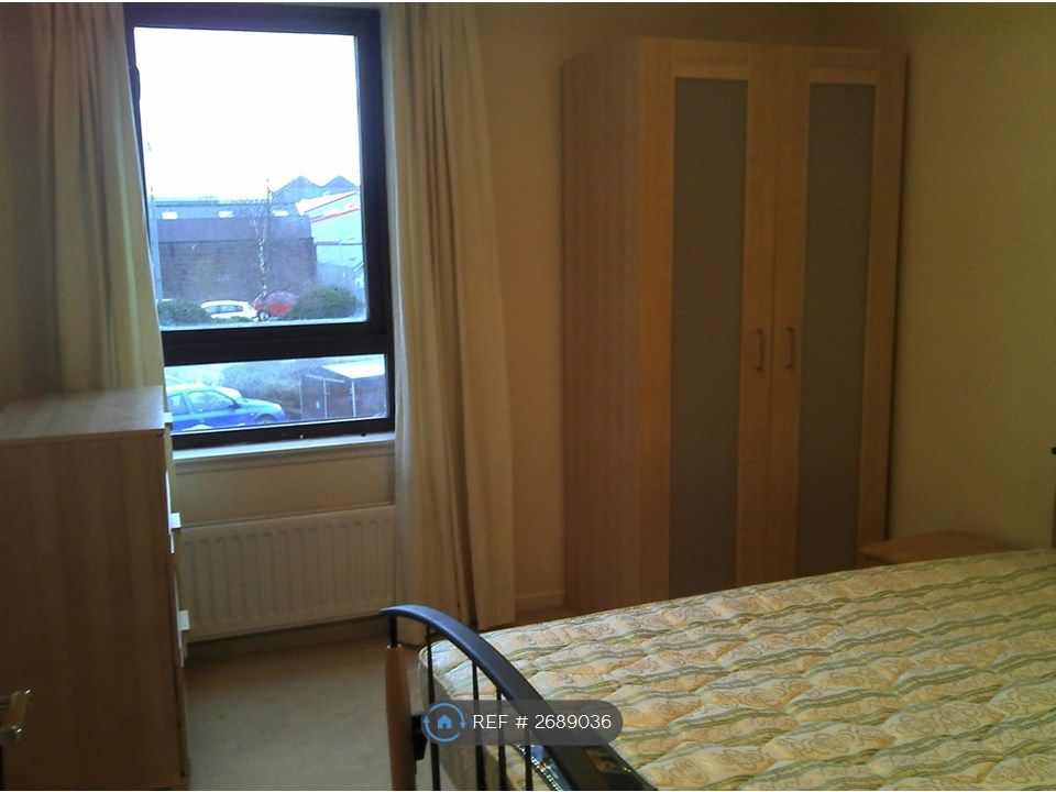 Property photo 2 of 11