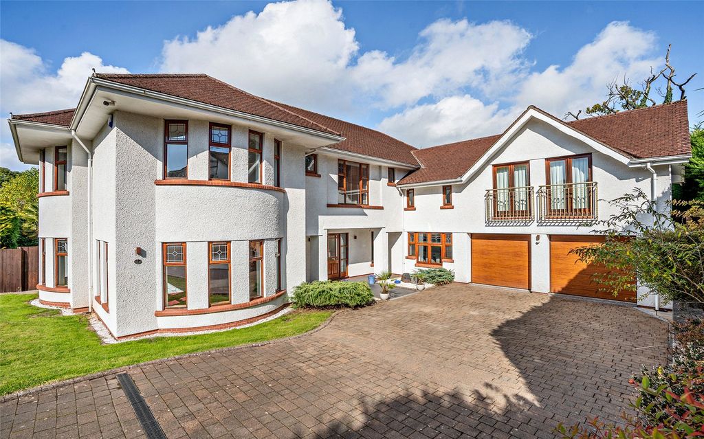 Property photo 1 of 25 Picture No. 05