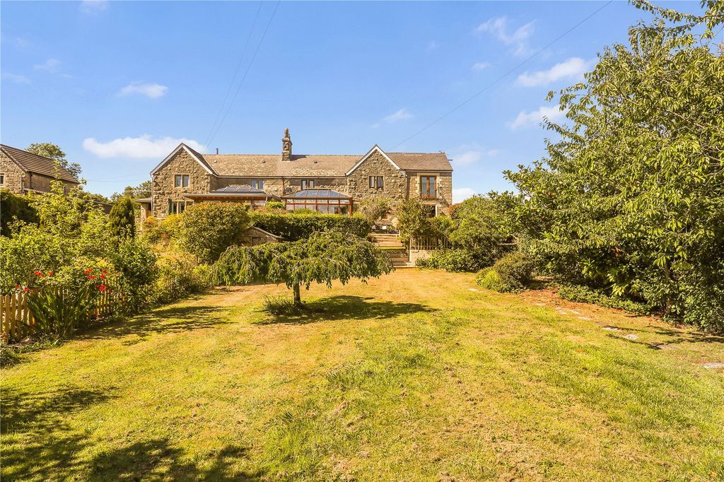 Property photo 1 of 35 Picture No. 29