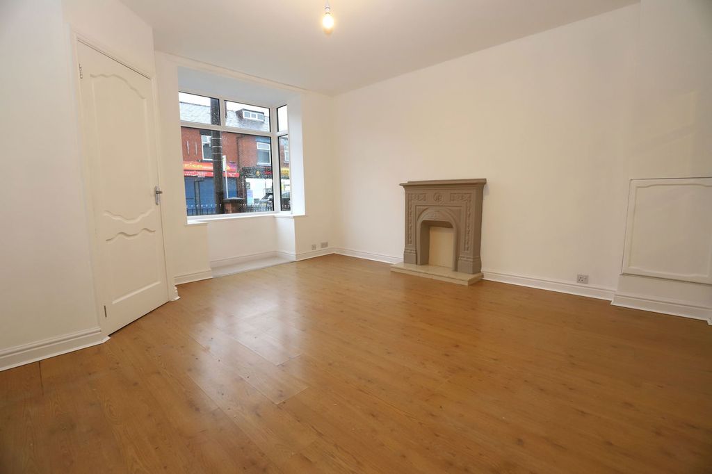 Property photo 2 of 24