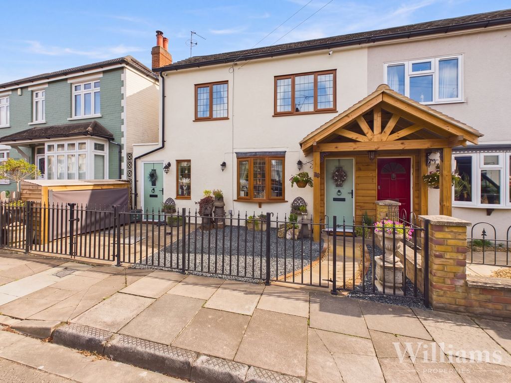 Property photo 1 of 19