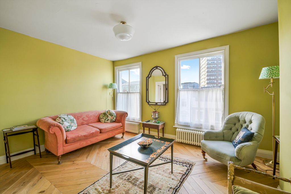 Property photo 3 of 16 Image