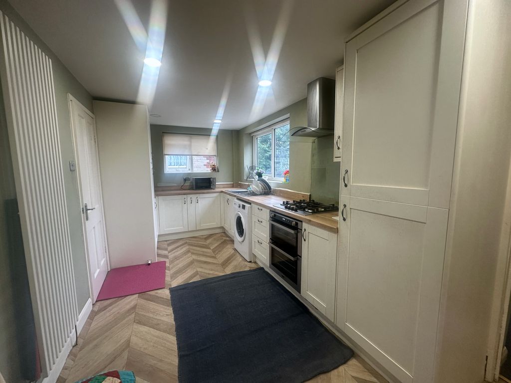 Property photo 3 of 4 4B0E25Ca-Edbd-4393-Af32-6217Fa6482B2