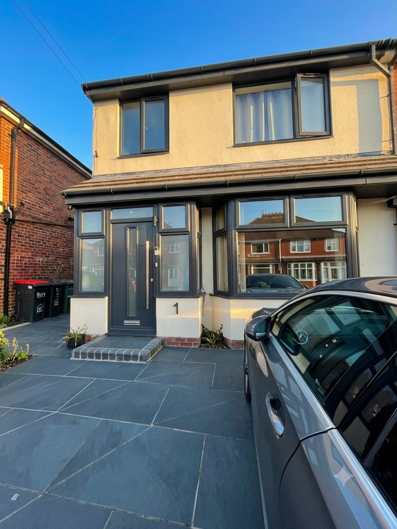 Property photo 1 of 14