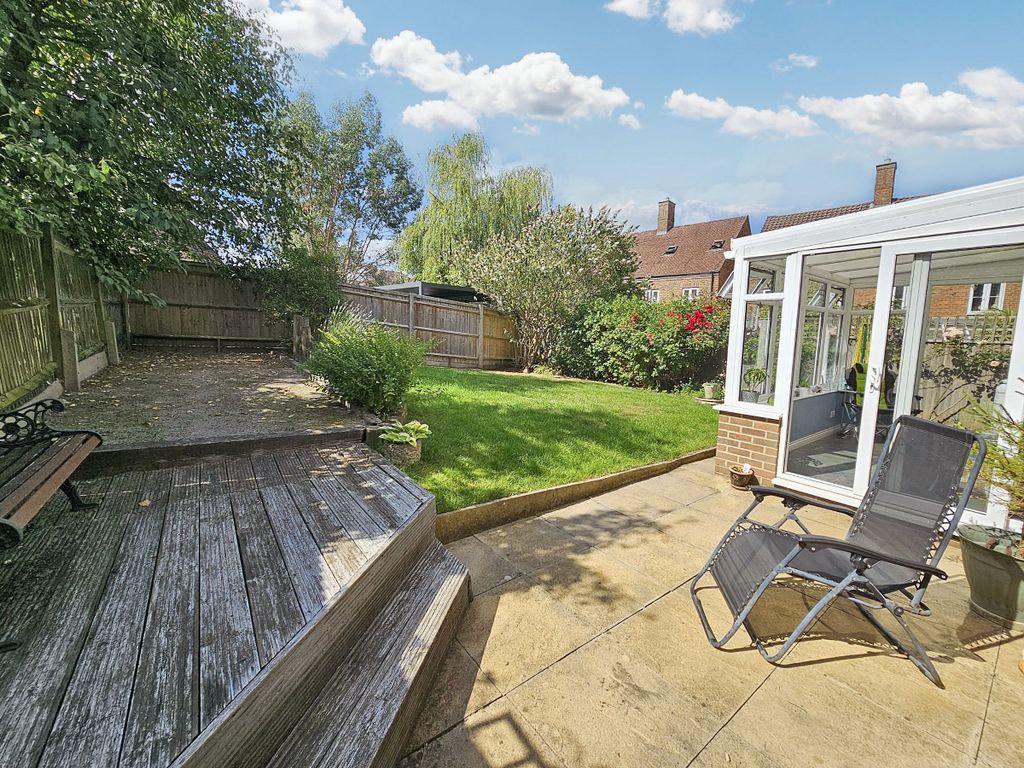 Property photo 2 of 26