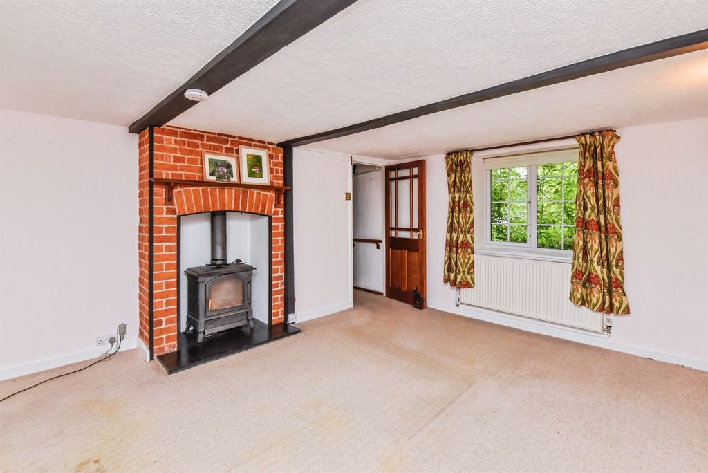 Property photo 2 of 17
