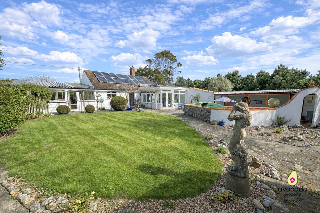 Property photo 1 of 23 5068620