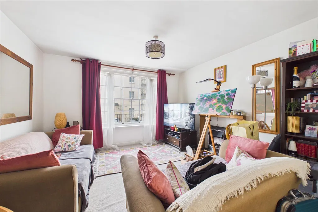Apartment in Bristol, Clifton Village, Hotwells - View 6