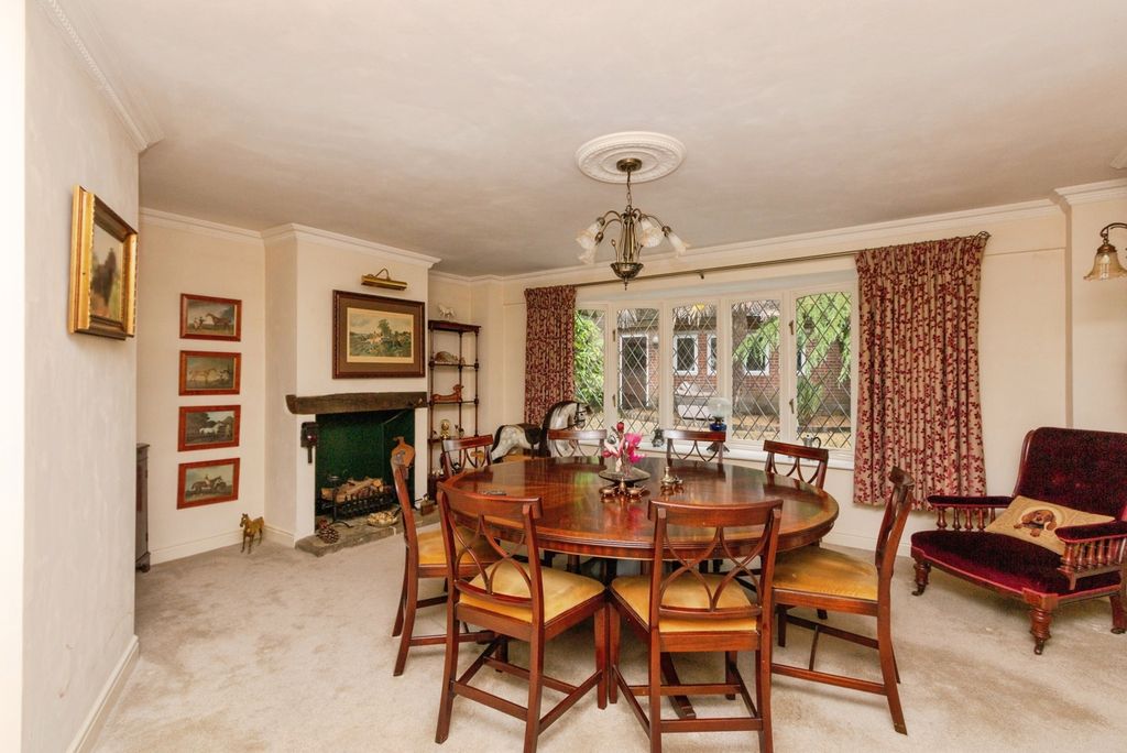 Property photo 2 of 21 Pbox-Img.Jpg