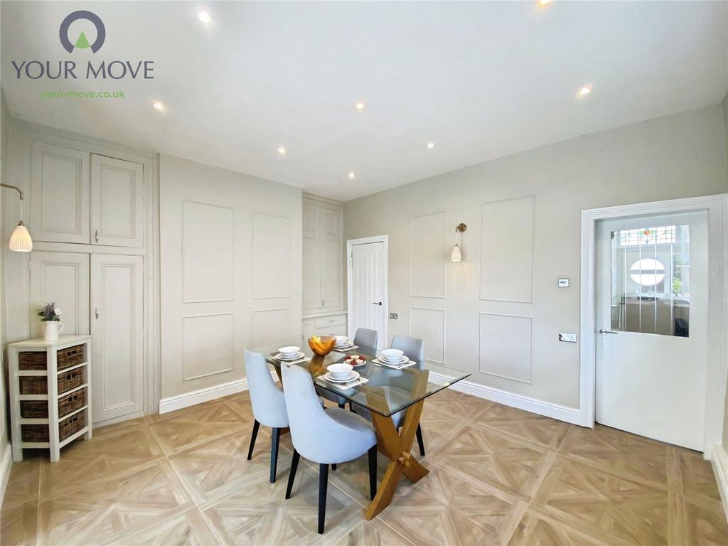 Property photo 3 of 23 Picture No. 15