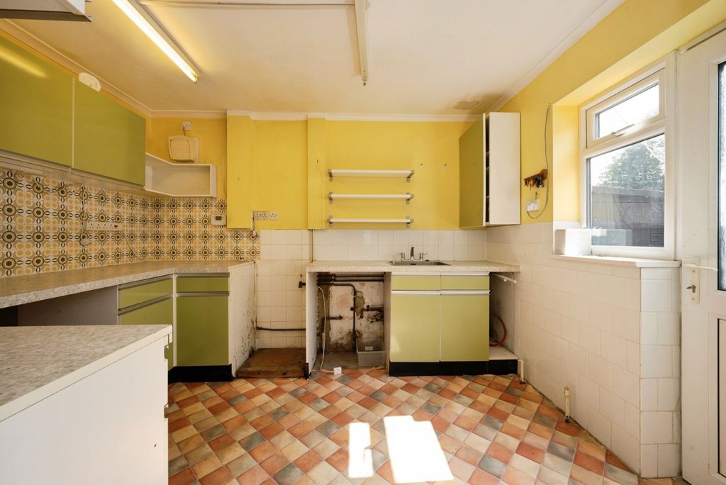 Property photo 3 of 20 Pbox-Img.Jpg