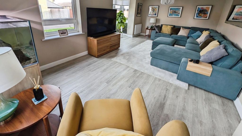 Property photo 2 of 29 Pbox-Img.Jpg