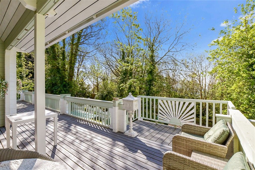 Property photo 1 of 18 Patio / Decking