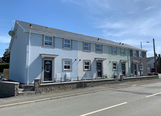 Property photo 2 of 34