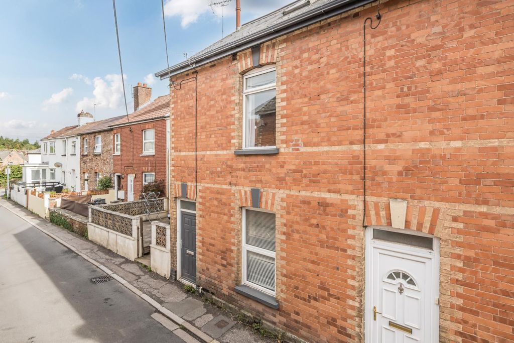 Property photo 1 of 25 Seddons Tiverton