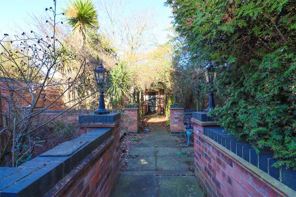 Additional image 18 of 3 bed end terrace house for saleIlkeston Road, Heanor DE75