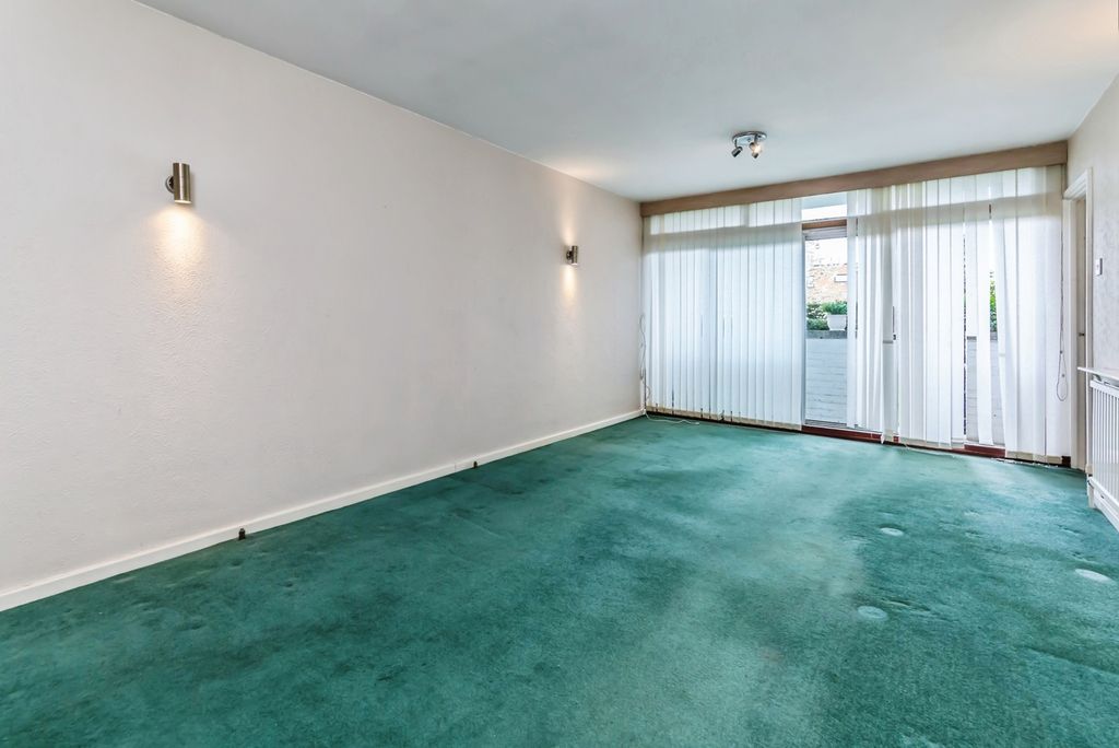 Property photo 2 of 17 Pbox-Img.Jpg