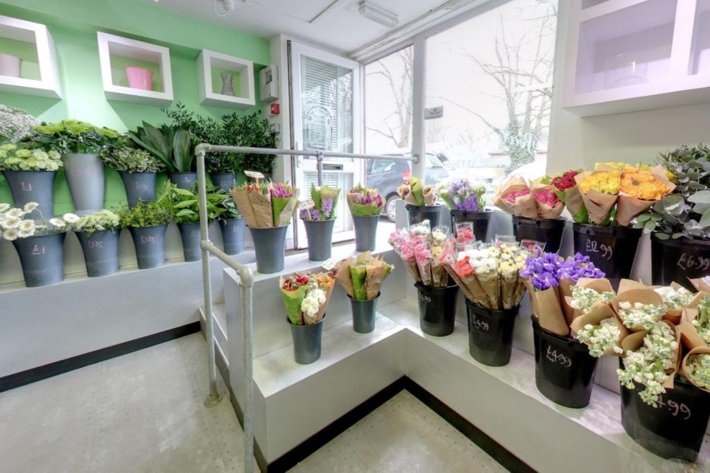 Property photo 3 of 7