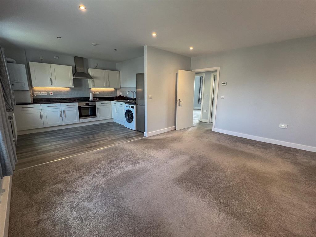 Property photo 3 of 12 21 Magher Breek -11.Jpg