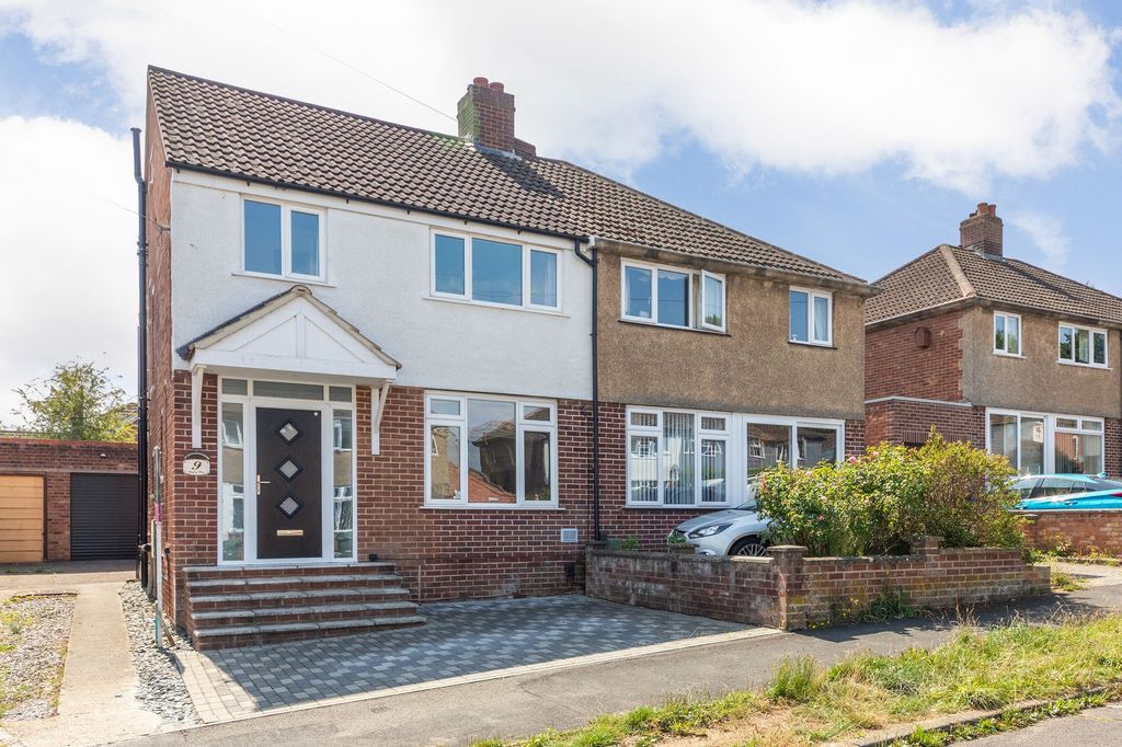 Property photo 1 of 19