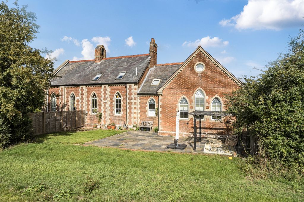 Property photo 1 of 19