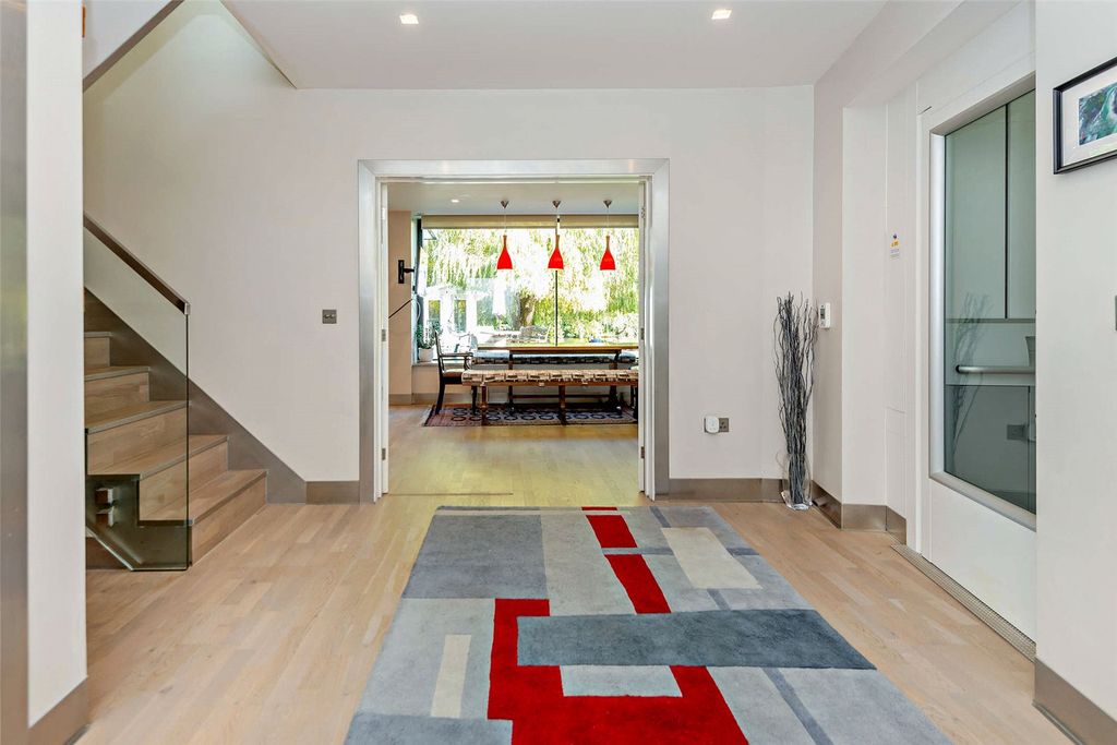 Additional image 21 of 5 bed detached house for saleVicarage Walk, Bray, Maidenhead, Berkshire SL6