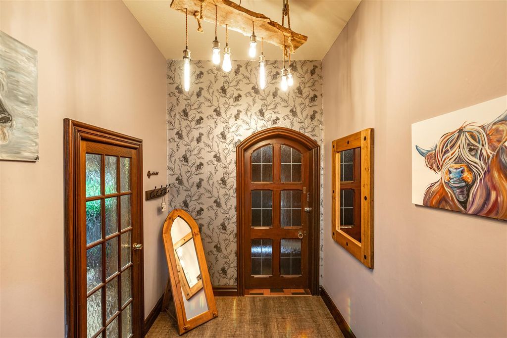 Property photo 3 of 28 3 Kirkhouse Kirkbrae 07.Jpg