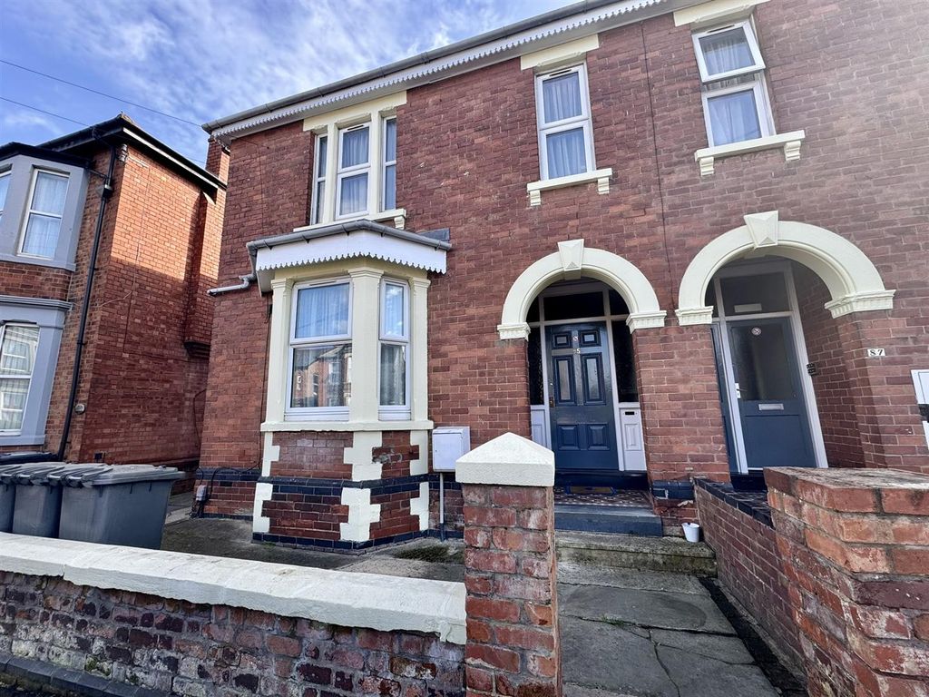 Property photo 1 of 1