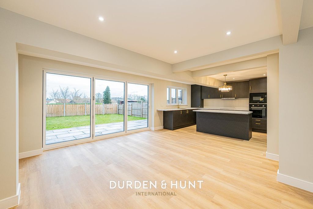 Property photo 2 of 33 Woodland-24.Jpg