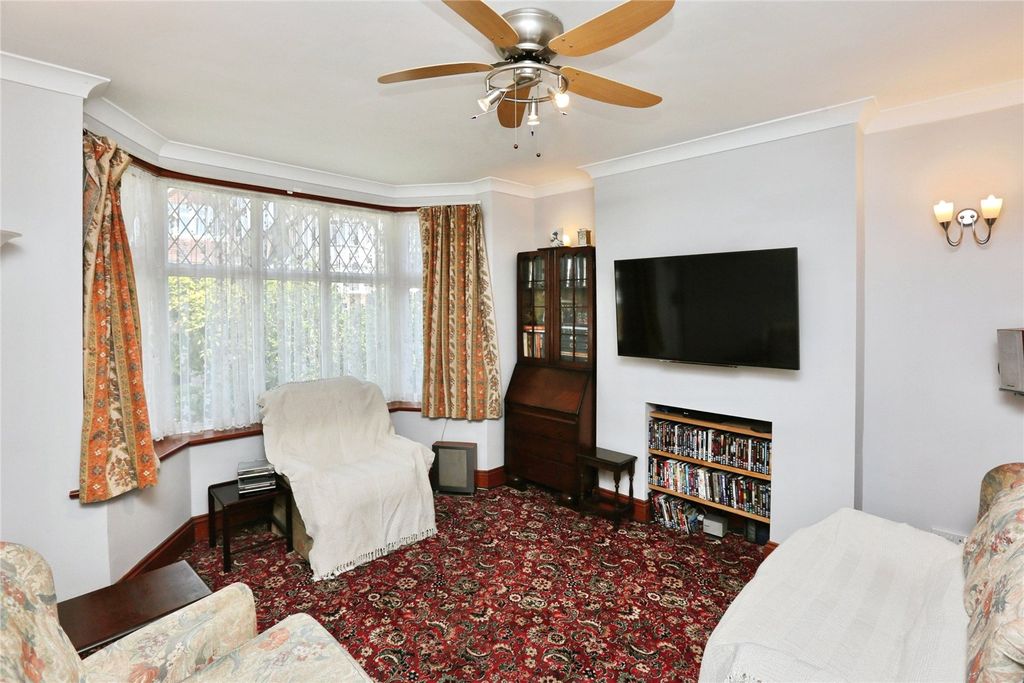 Property photo 2 of 17 Picture No. 19