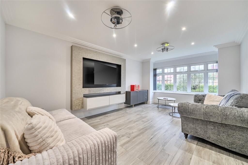 Property photo 3 of 20