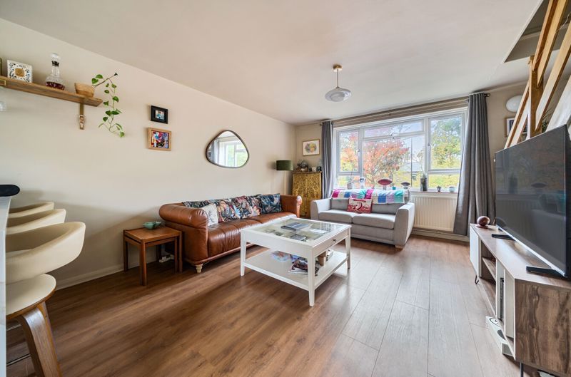 Property photo 3 of 16 Lounge Angle 1